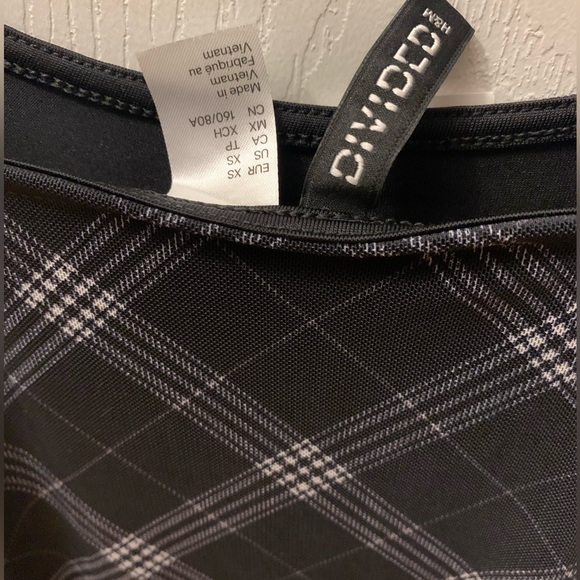 Patterned dress - Picture 3 of 3